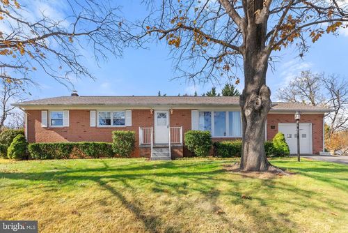 1243 N Frederick Pike, WINCHESTER, VA, 22603-4213 | Card Image