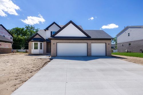 20209 Sunset St, Livonia, MI, 48152-1627 | Card Image