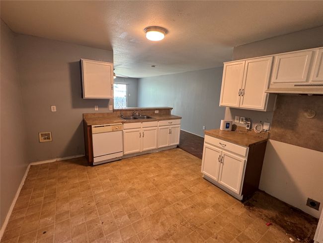 3048 Saint Ursula Dr, House other with 3 bedrooms, 2 bathrooms and null parking in Dallas TX | Image 8