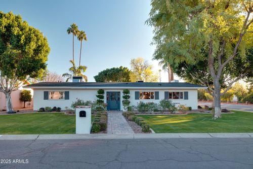 243 W Harmont Dr, Phoenix, AZ, 85021-5633 | Card Image