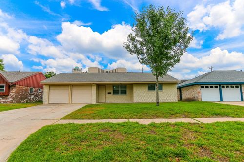 7626 Troulon Dr, Houston, TX, 77074-4232 | Card Image