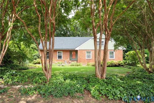8211 Rambler Dr, Henrico, VA, 23228-3207 | Card Image