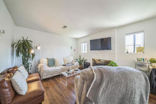 970 Marlin Dr, Vista, CA, 92084 | Card Image
