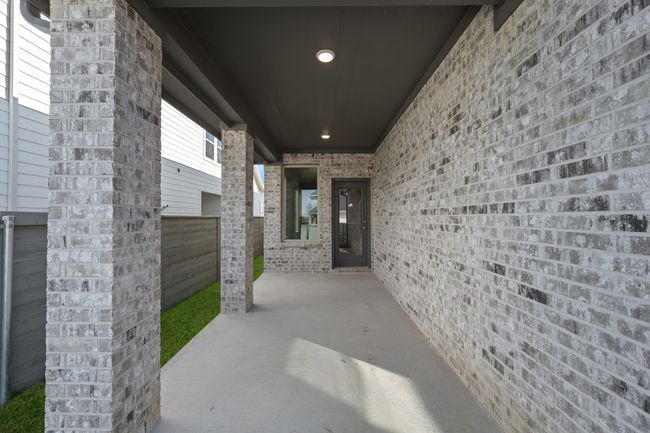 4_8921 Acorn- Back-3 | Image 25