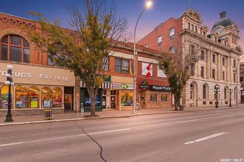 220-222 Main St N, Moose Jaw, SK, S6H3J8 | Card Image