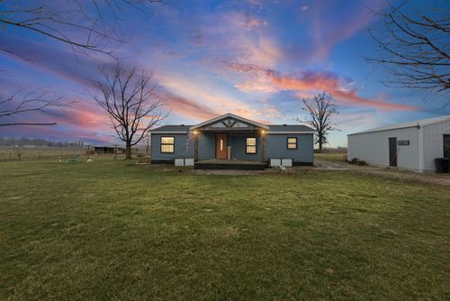 4239 Seven Hills Rd, Odin, IL, 62870-1031 | Card Image