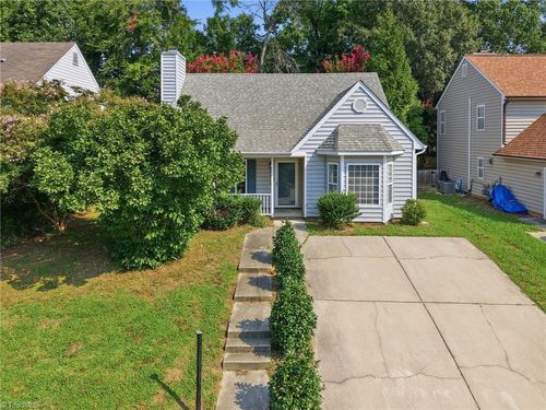 4902 Heritage Woods Ct, Greensboro, NC, 27407-6125 | Card Image
