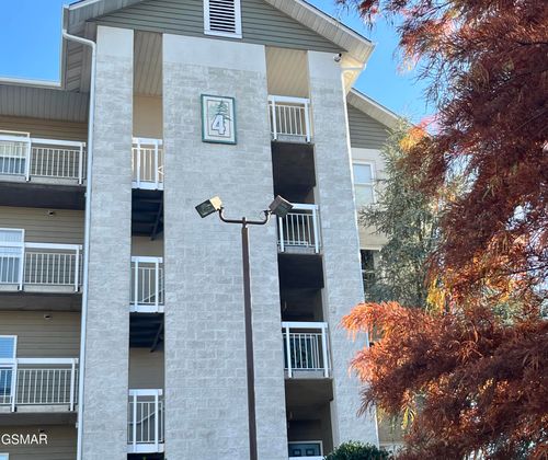 433-205 Ogle Drive, Pigeon Forge, TN, 37863 | Card Image