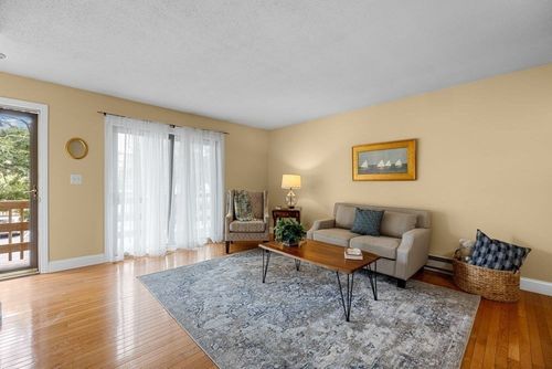 1wd-800 Bearses Way, Hyannis, MA, 02601-2251 | Card Image