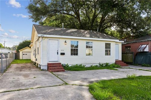 9541 Palm St, New Orleans, LA, 70118-1925 | Card Image