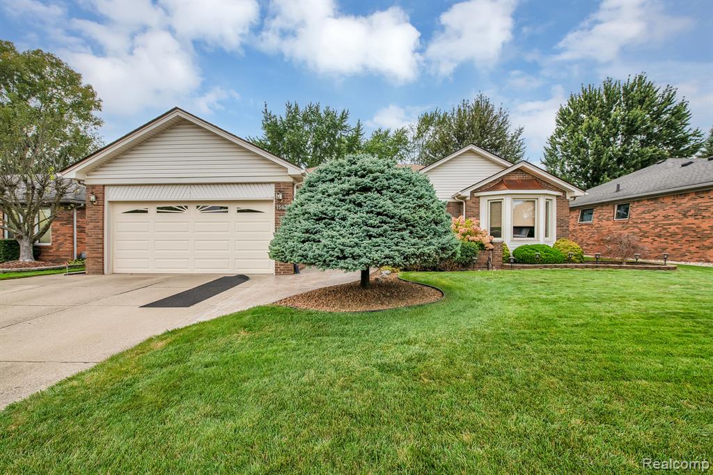 Rivendell Dr, Sterling Heights, MI 48313
