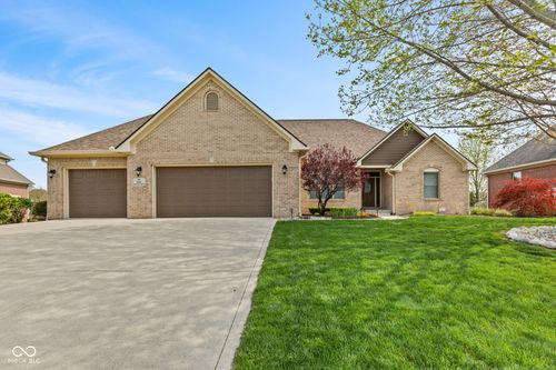 5312 Brooks Bnd, Greenwood, IN, 46143-7936 | Card Image
