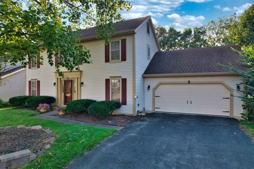 345 Westerdale Dr, Gahanna, OH, 43230-3634 | Card Image
