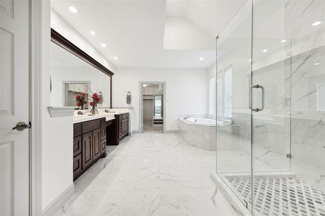 3505 Parkside Dr, House other with 4 bedrooms, 4 bathrooms and 3 parking in Pearland TX | Image 21