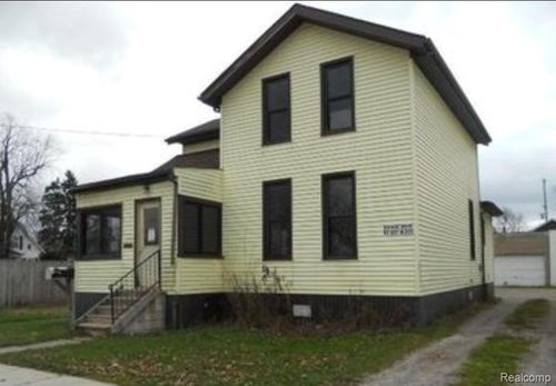 132 N Woodbridge Street, Saginaw, MI, 48602 | Card Image
