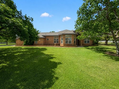 2101 Westside Dr, Stanton, TX, 79782 | Card Image