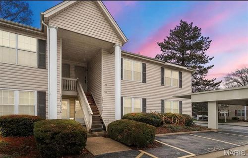 4-1040 Sugar Creek Ct, Saint Peters, MO, 63376-7423 | Card Image
