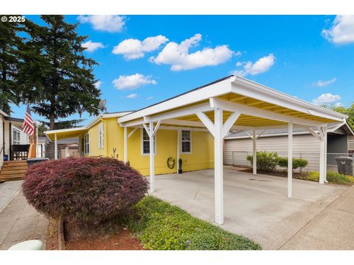 17520 Se 82nd Dr, Clackamas, OR, 97015-9592 | Card Image