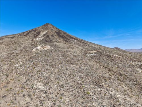 00 N Cowlic Rd, Golden Valley, AZ, 86413 | Card Image