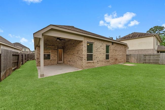 27918 Creek Flat Dr, House other with 3 bedrooms, 2 bathrooms and 2 parking in Spring TX | Image 39