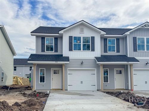 102 Heirloom Rd, Hinesville, GA, 31313-1265 | Card Image