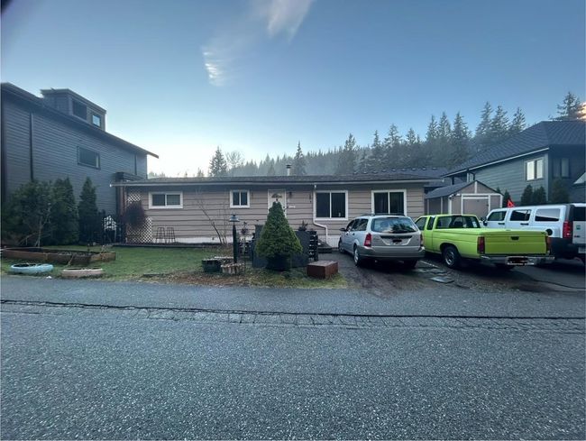 6 - 3295 Sunnyside Road, House other with 3 bedrooms, 2 bathrooms and 3 parking in Anmore BC | Image 1