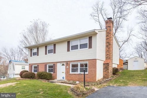 4550 Kendall Dr, WOODBRIDGE, VA, 22193-5260 | Card Image