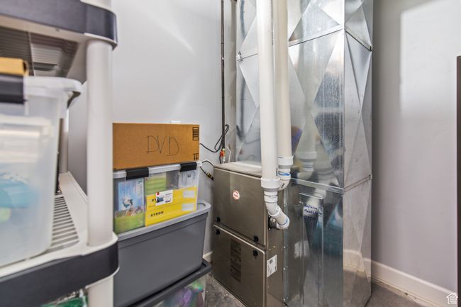 Utilities featuring heating unit | Image 81