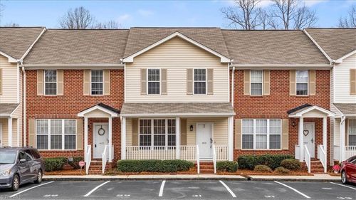 4431 Baylor St, Greensboro, NC, 27455-2565 | Card Image