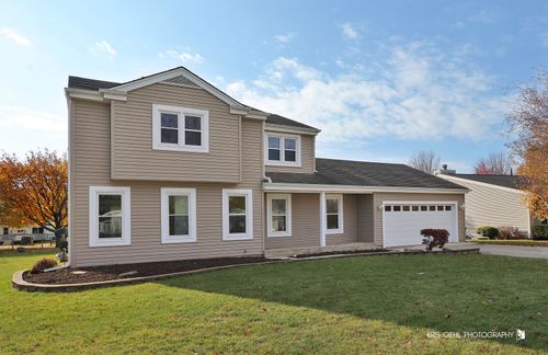 713 Walnut Ln, Marengo, IL, 60152-3612 | Card Image