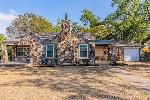 2400 Ethel Ave, Waco, TX, 76707-2754 | Card Image