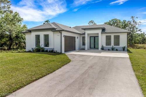 4563 10th St Ne, Naples, FL, 34120-4415 | Card Image