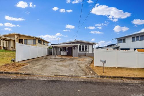 923 Upalu St, Pearl City, HI, 96782-2028 | Card Image