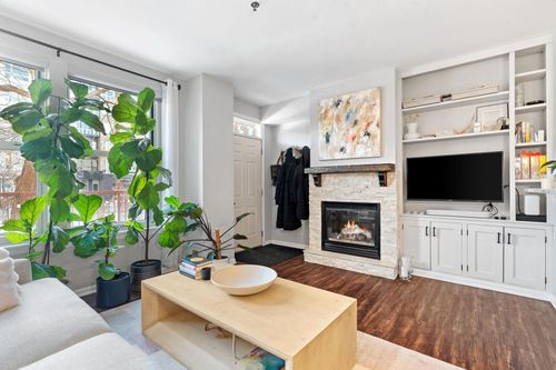 unit-104-660 N 2nd St, Minneapolis, MN, 55401-1279 | Card Image