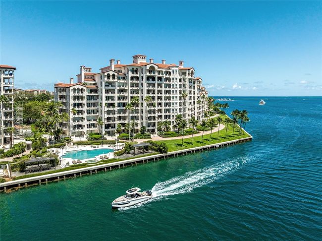 5233 - 5233 Fisher Island Dr, Condo with 4 bedrooms, 5 bathrooms and null parking in Miami Beach FL | Image 50