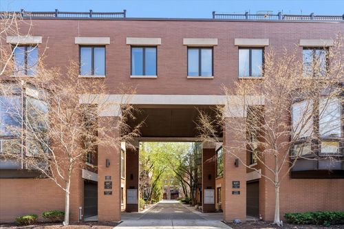 g-1447 N Cleveland Ave, Chicago, IL, 60610-1177 | Card Image