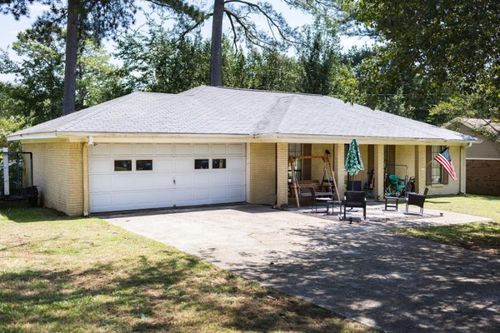 402 N Foster Dr., Tupelo, MS, 38801 | Card Image