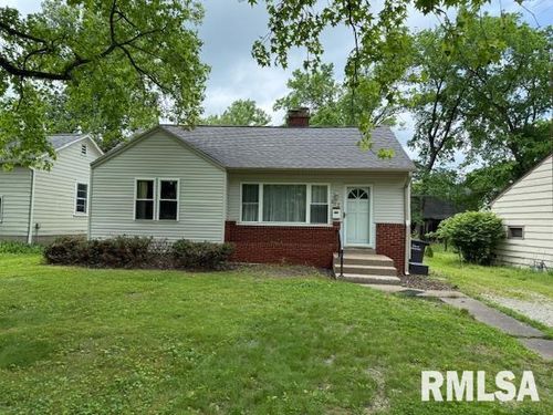 802 S Twisdale Ave, Carbondale, IL, 62901-2475 | Card Image