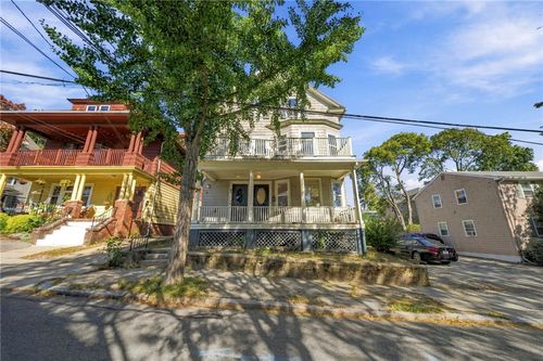 84 11th St, Providence, RI, 02906-2912 | Card Image