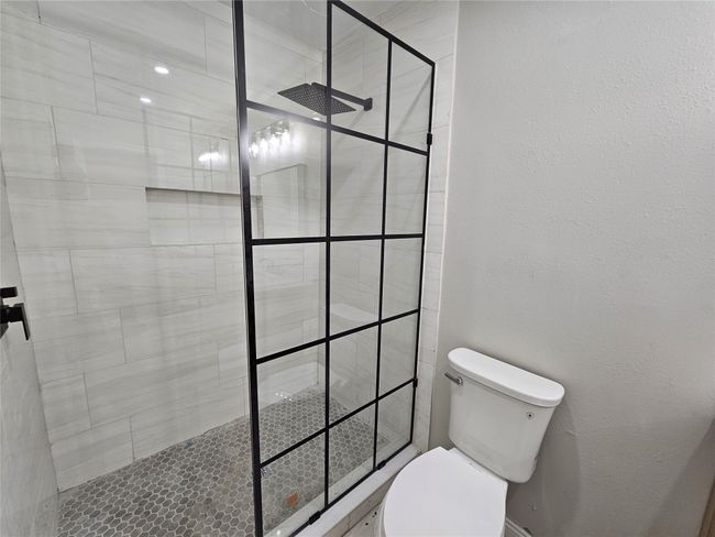 5519 Arlington Park Dr, House other with 3 bedrooms, 1 bathrooms and null parking in Dallas TX | Image 11