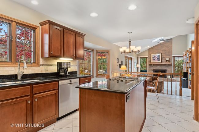 1512 Meisch Ct, House other with 4 bedrooms, 3 bathrooms and 2 parking in Naperville IL | Image 8