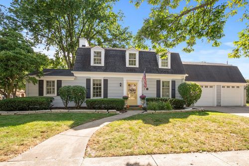 4016 Linden Ave, Western Springs, IL, 60558-1252 | Card Image