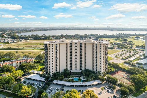 1606-2450 Presidential Way, West Palm Beach, FL, 33401 | Card Image