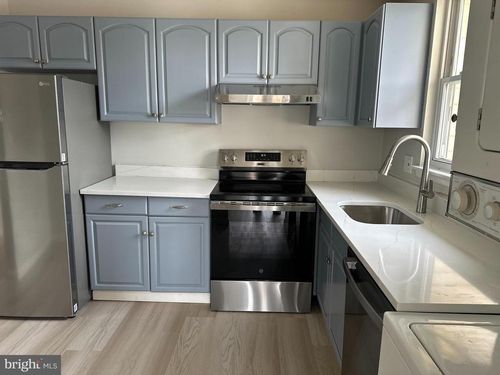 5 Florence Tollgate Pl, FLORENCE, NJ, 08518-3005 | Card Image