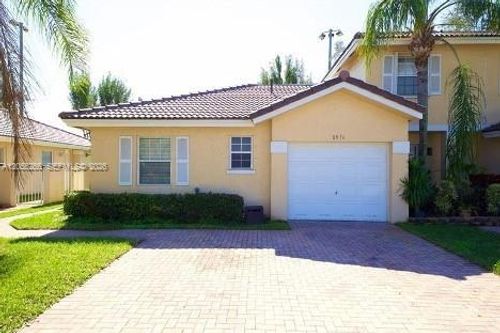 na-8978 Nw 53rd St, Sunrise, FL, 33351-7779 | Card Image