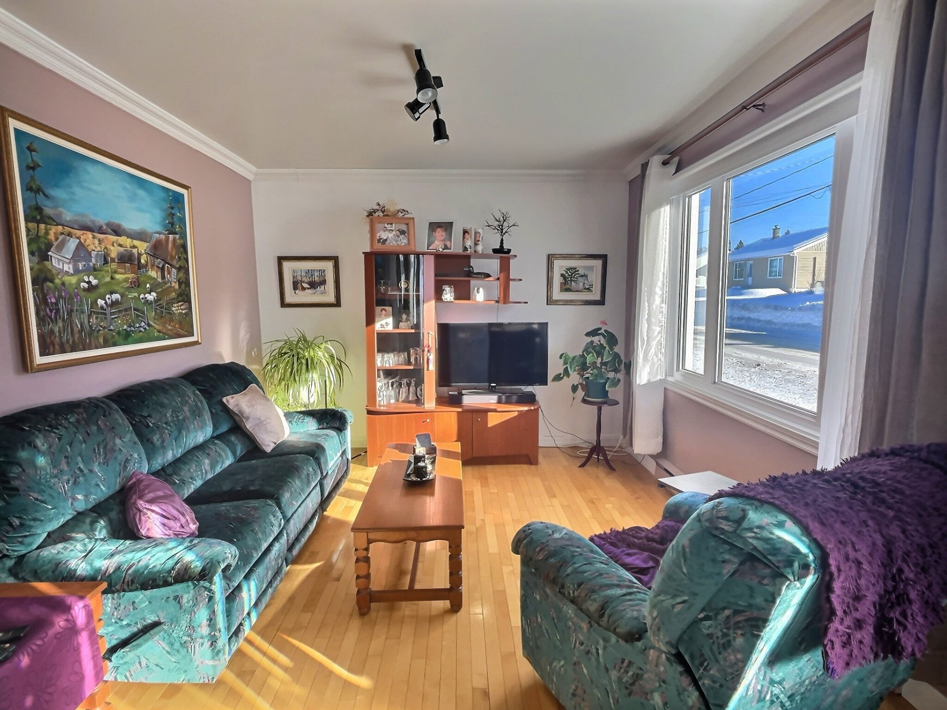 Residential in Notre-Dame-des-Monts 4