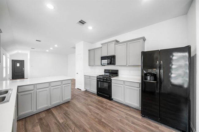 18415 Running Shadow Ct, House other with 4 bedrooms, 2 bathrooms and 2 parking in Hockley TX | Image 10