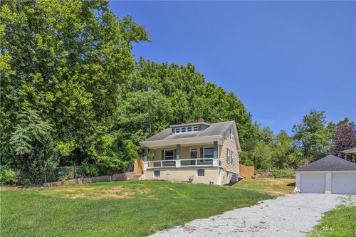 249 E College St, Canonsburg, PA, 15317-1764 | Card Image