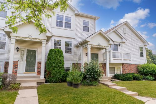 582 Holiday Ln, Hainesville, IL, 60073-4700 | Card Image