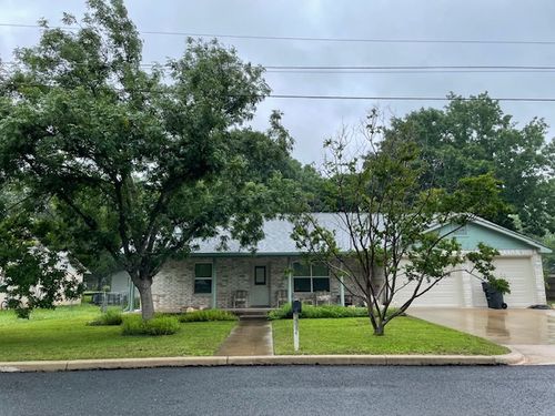 w-514 W Hackberry St, Fredericksburg, TX, 78624-2632 | Card Image